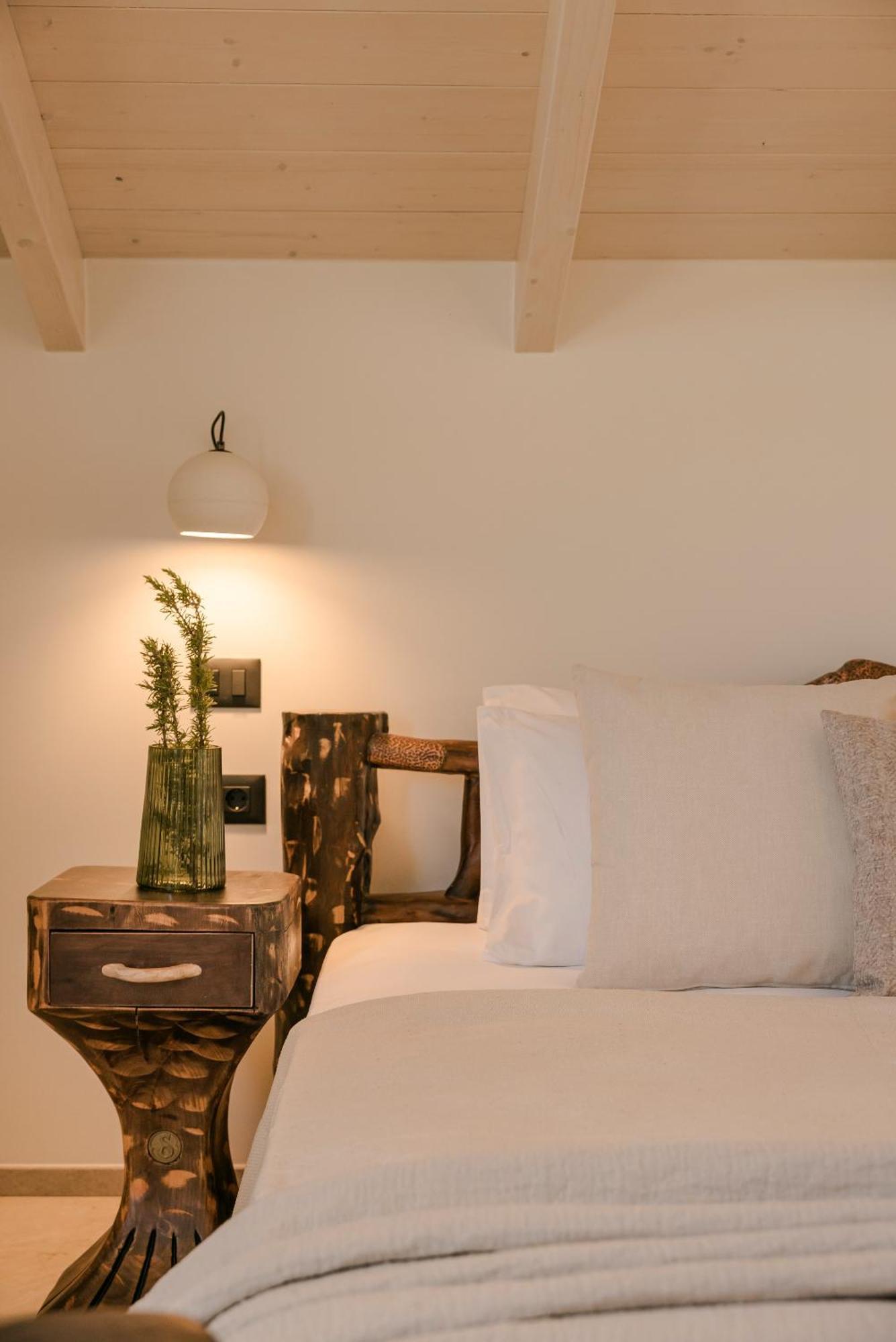 Hilaritas Luxury Suites Sea View, Private Pool & Jacuzzi Paradise Ratzaklion Bagian luar foto