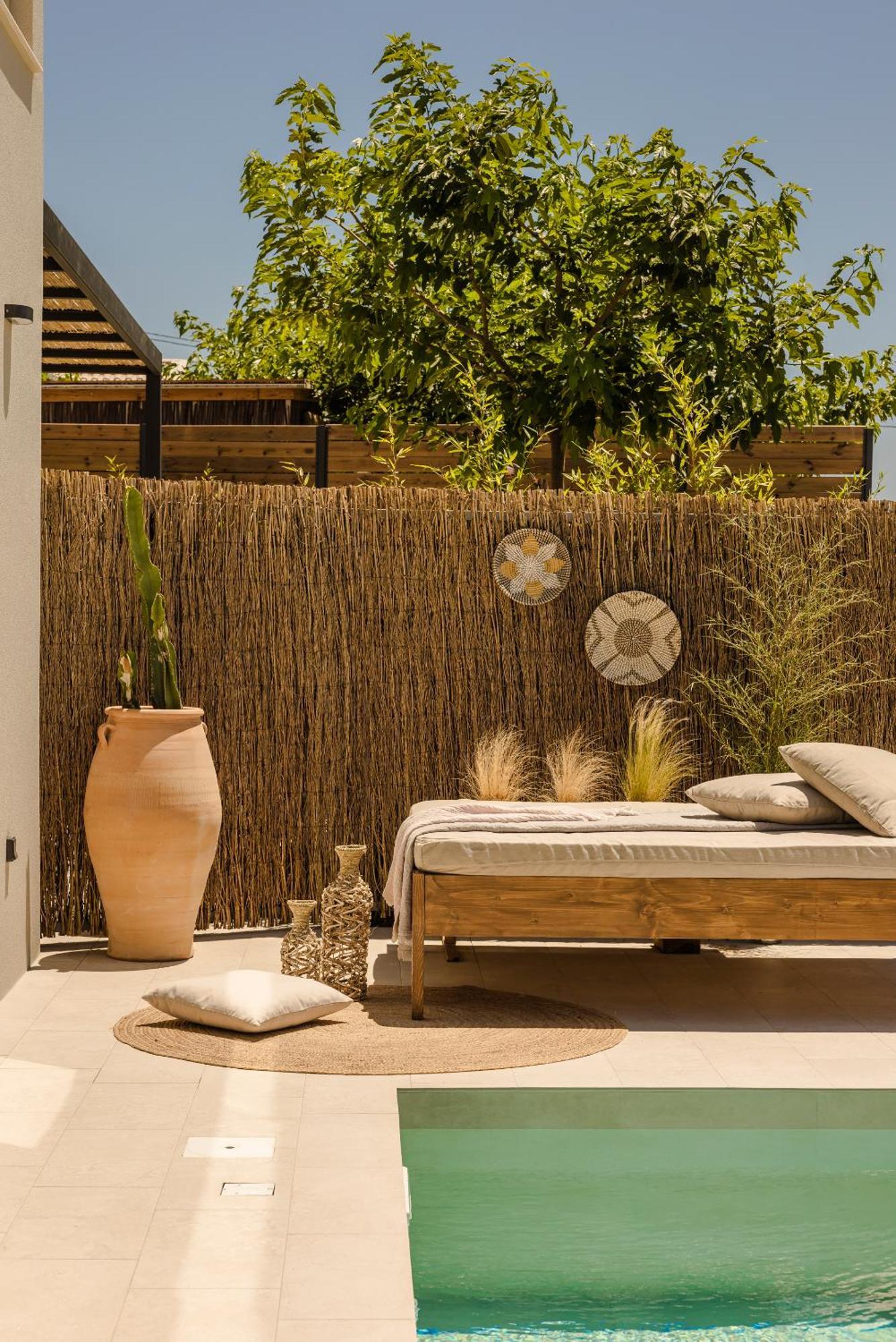 Hilaritas Luxury Suites Sea View, Private Pool & Jacuzzi Paradise Ratzaklion Bagian luar foto