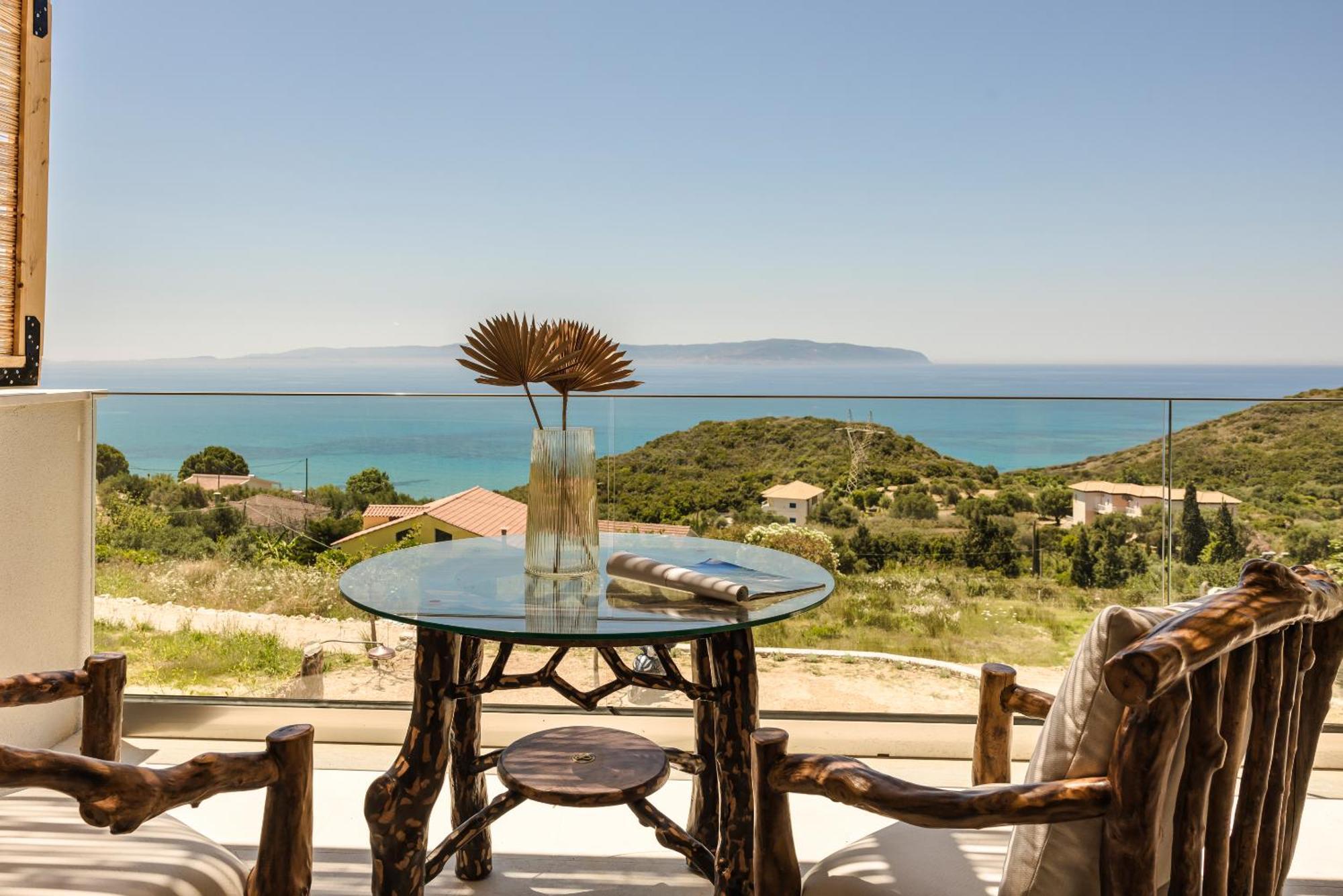Hilaritas Luxury Suites Sea View, Private Pool & Jacuzzi Paradise Ratzaklion Bagian luar foto
