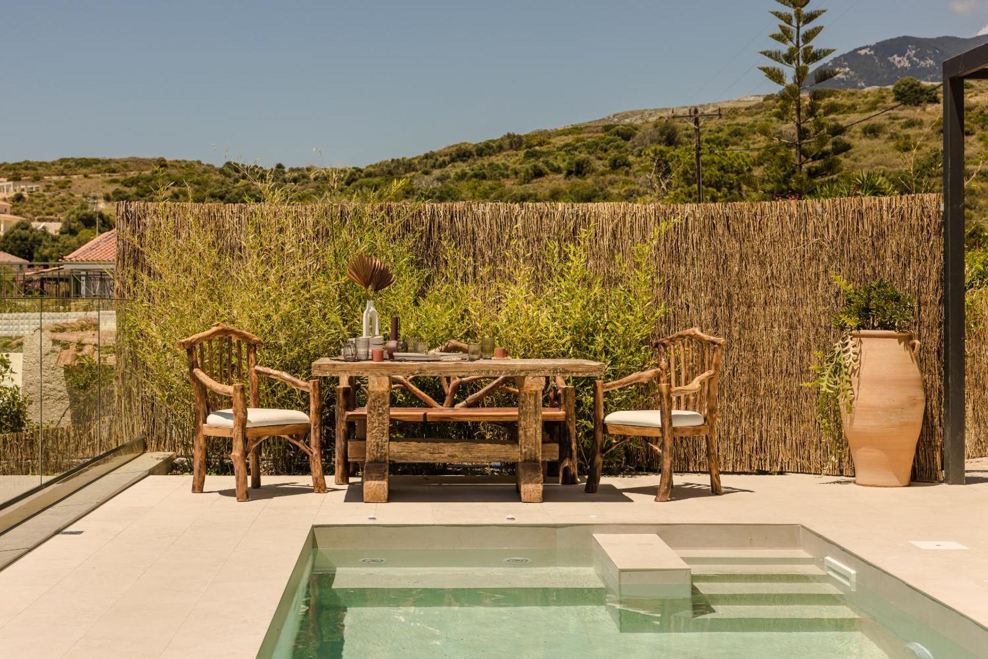 Hilaritas Luxury Suites Sea View, Private Pool & Jacuzzi Paradise Ratzaklion Bagian luar foto
