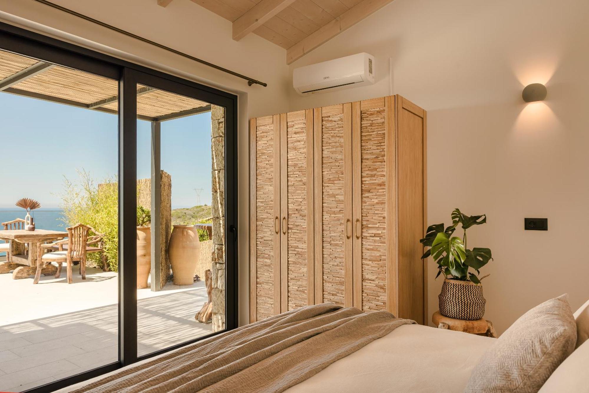 Hilaritas Luxury Suites Sea View, Private Pool & Jacuzzi Paradise Ratzaklion Bagian luar foto