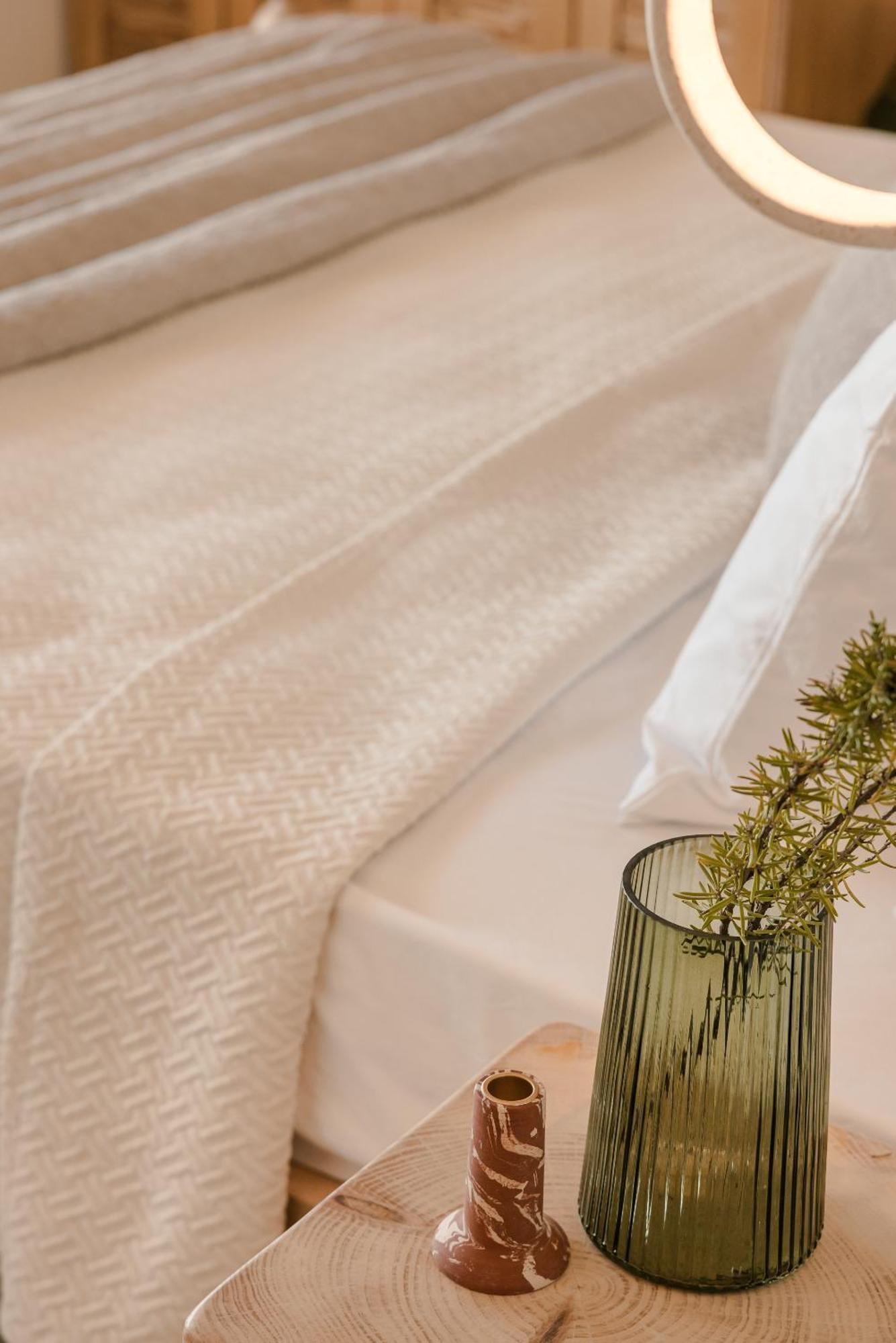 Hilaritas Luxury Suites Sea View, Private Pool & Jacuzzi Paradise Ratzaklion Bagian luar foto