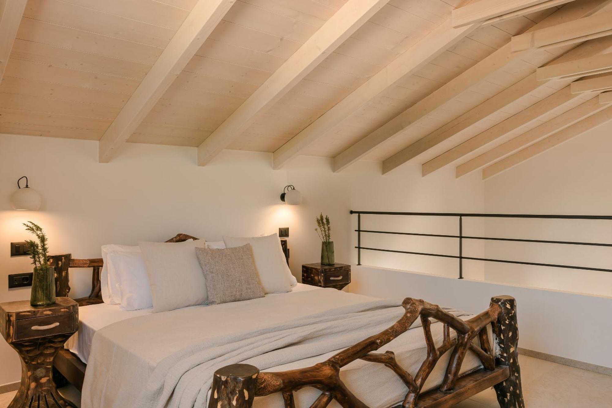 Hilaritas Luxury Suites Sea View, Private Pool & Jacuzzi Paradise Ratzaklion Bagian luar foto